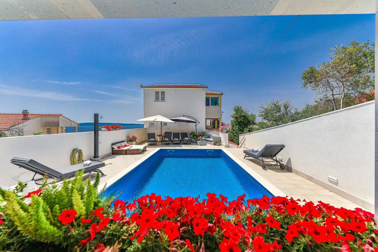 Apartments Villa Nea Leona تروغير المظهر الخارجي الصورة