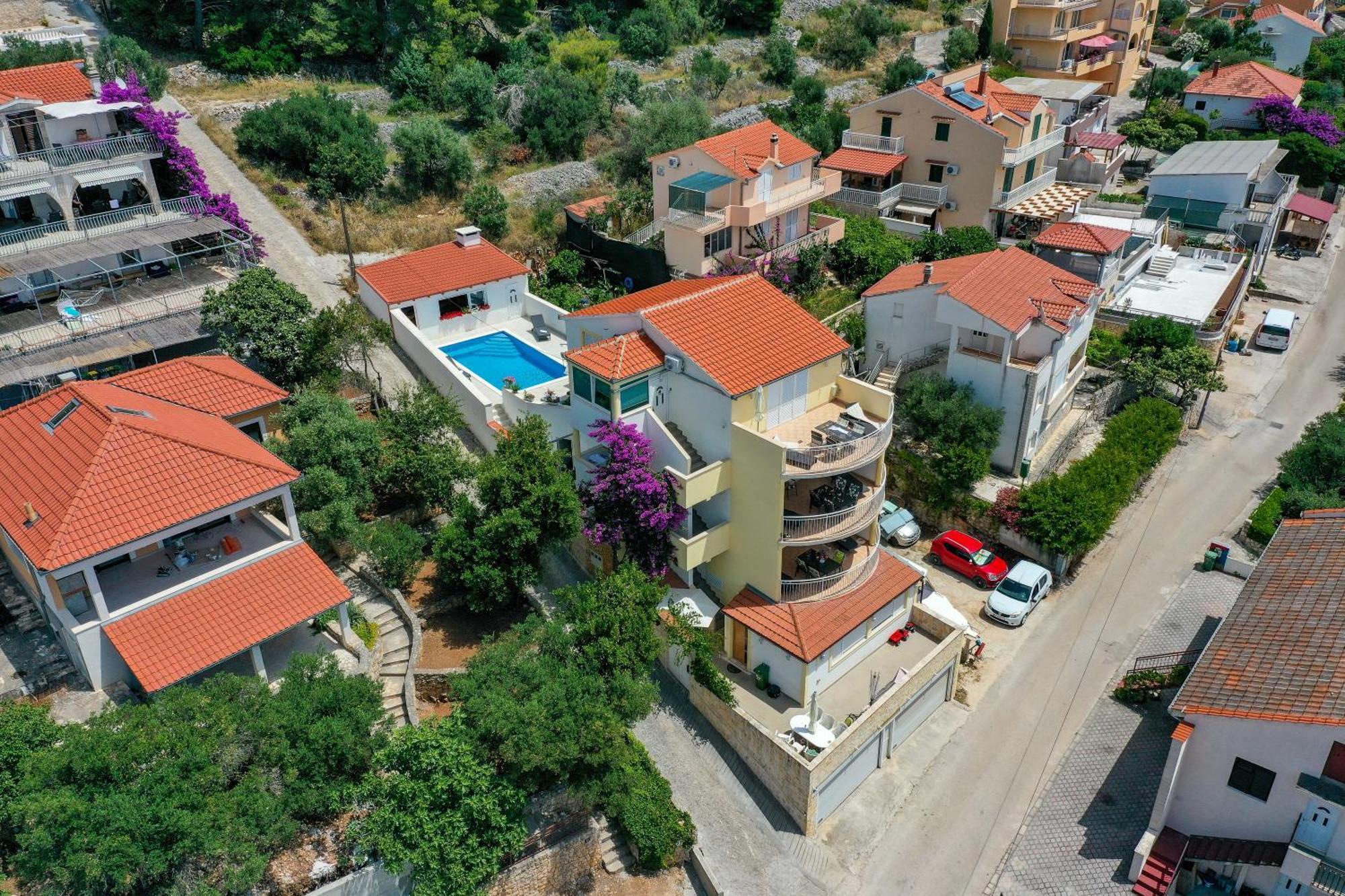 Apartments Villa Nea Leona تروغير المظهر الخارجي الصورة